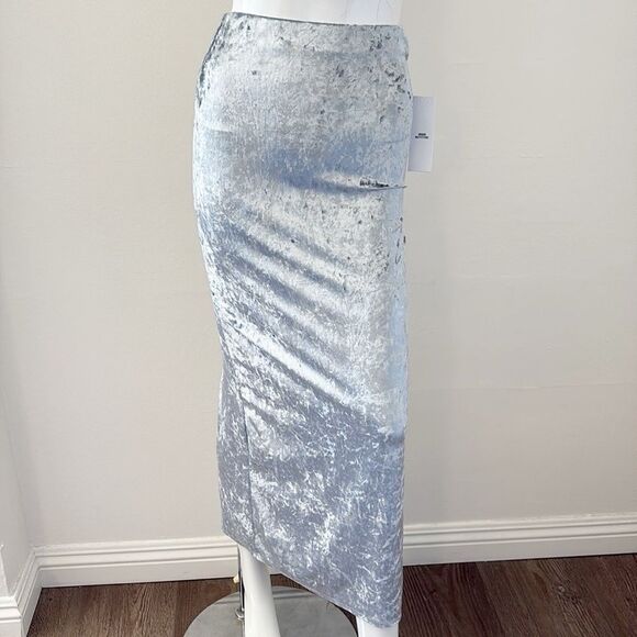 Kimchi Blue Silver Sky Blue Velvet Fitted High Waist Maxi Skirt Urban Outfitters - Picture 1 of 6